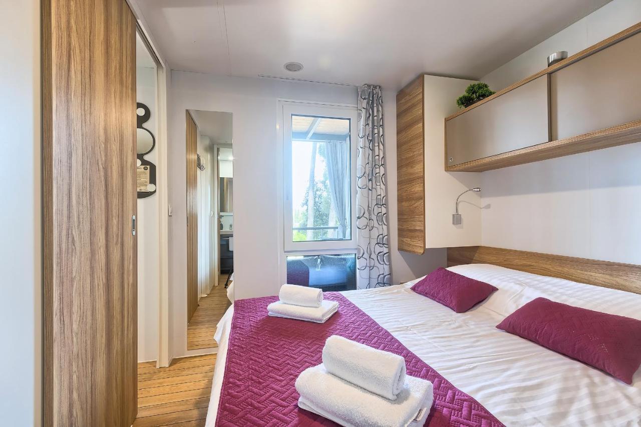 Total Escape Mobile Home Nera Camp Porton Biondi โรวีน ภายนอก รูปภาพ