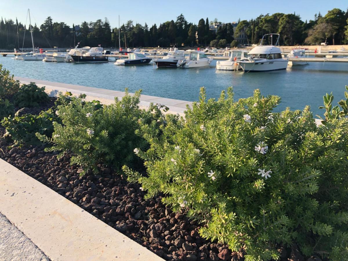 Total Escape Mobile Home Nera Camp Porton Biondi โรวีน ภายนอก รูปภาพ